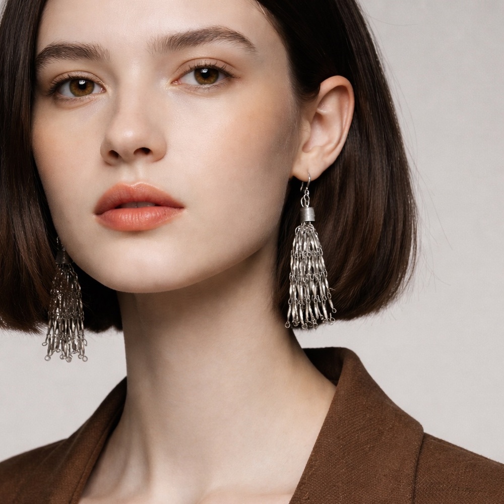 SILVER DROP EARINGS